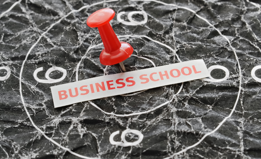 Kuliah Jurusan Bisnis di Luar Negeri