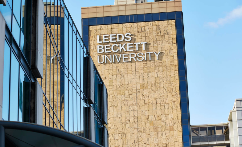 Gedung Leeds Beckett University untuk kuliah hemat di Inggris