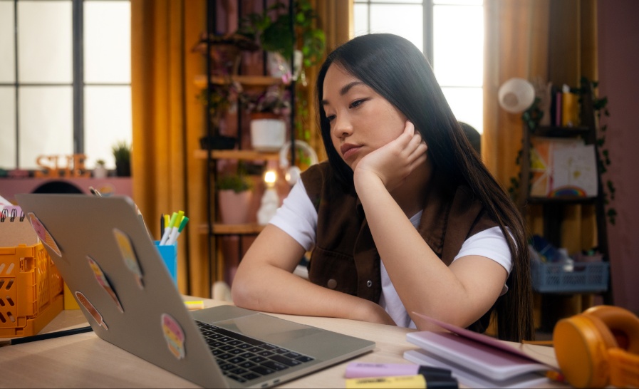 pelajar sedang bingung dan mengalami job hugging